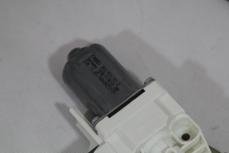 cec017c98f8803ed691fa9687752c6d3.jpg