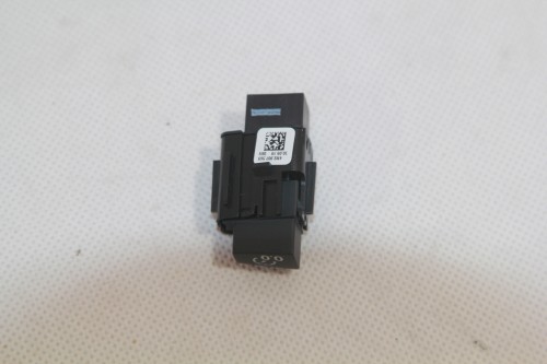e4e0e3c5cdcb600b2467520cc6dcc843.jpg