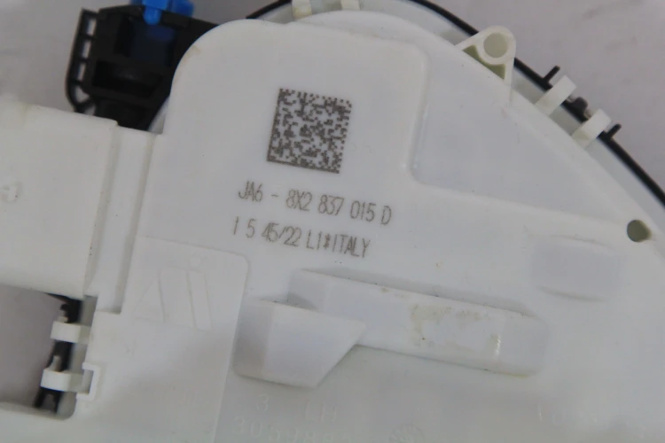 f922d05c0cd8440f67716e921d1a5352.jpg