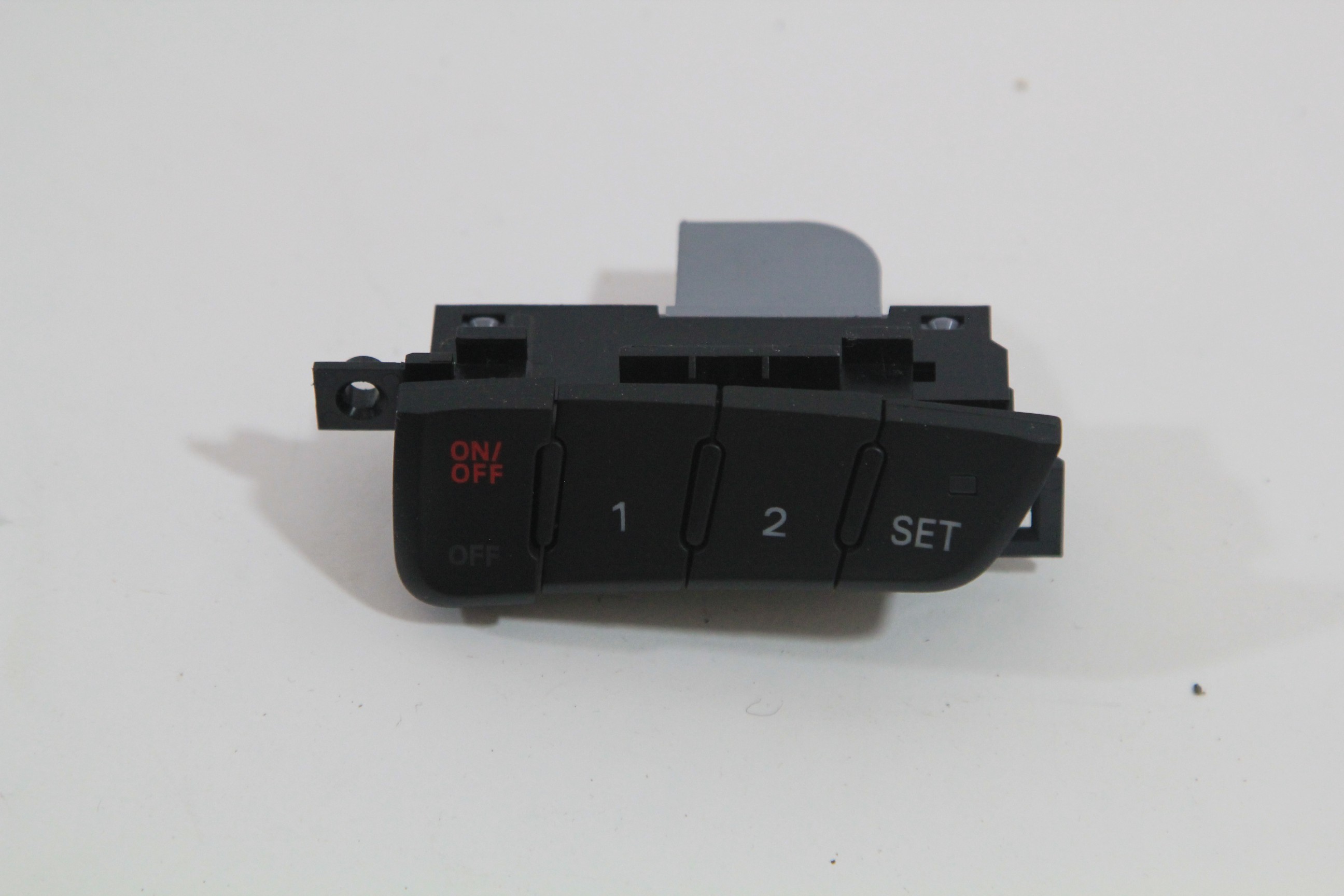 b5cb00efd5287a31a83de4140ecad13e.jpg